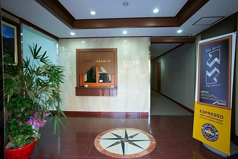 Trevi Hotel Jeju Bagian luar foto